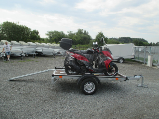Přívěs za osobní auto pro přepravu motorek MOTO 750kg 2,50x1,48 plato