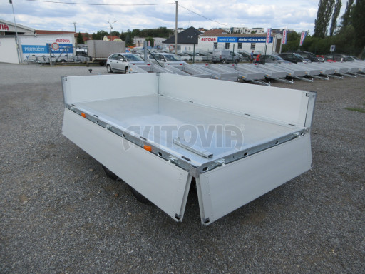 Sklápěcí přívěs KA 2,7T 2,60x1,52/1,35 Zn. ruč, box, Gitter č.35