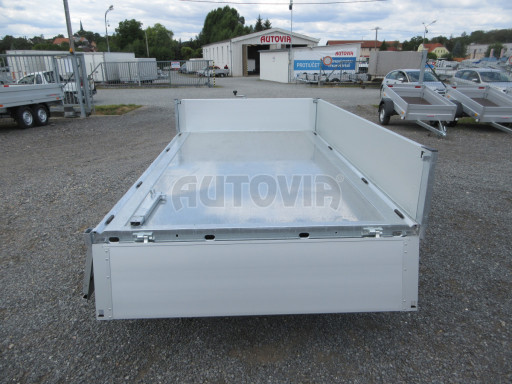 Sklápěcí přívěs KA 2,7T 2,60x1,52/1,35 Zn. ruč, box, Gitter č.36