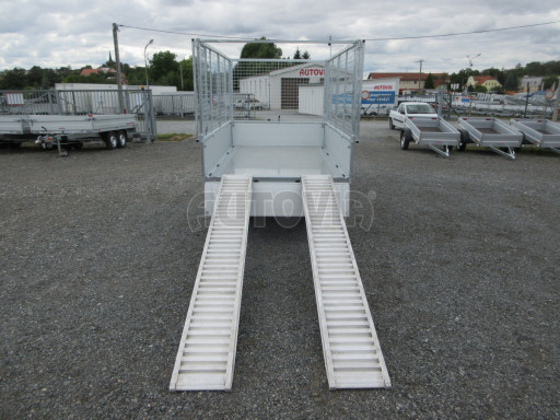 Sklápěcí přívěs KA 2,7T 2,60x1,52/1,35 Zn. ruč, box, Gitter č.43
