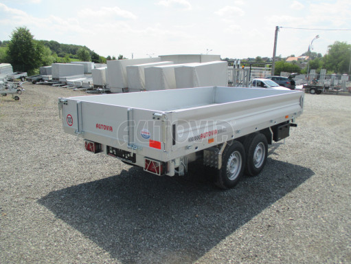 Třístranný sklápěcí přívěs TR 3,5T 3,50x1,85/0,35 v elektrice č.15