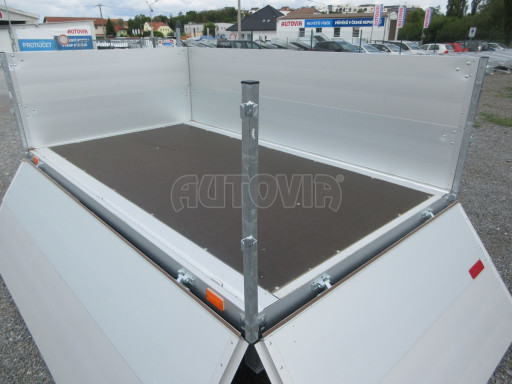Dvounápravový přívěsný vozík ZV 22 750kg N2 2,55x1,50/0,70 nástavba bočnic č.15