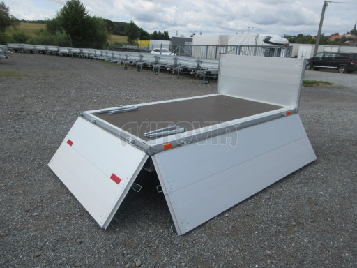 Dvounápravový přívěsný vozík ZV 22 750kg N2 2,55x1,50/0,70 nástavba bočnic č.18