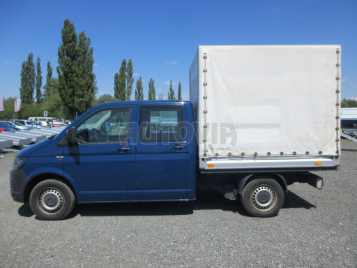 Valníkový Volkswagen Transporter s konstrukcí a plachtou č.2