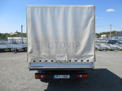 Valníkový Volkswagen Transporter s konstrukcí a plachtou č.4