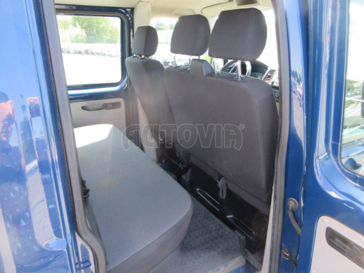 Valníkový Volkswagen Transporter s konstrukcí a plachtou č.29