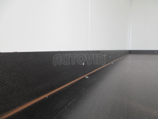 Skříňový přívěs VA 2,7T 3,51x1,80/2,10 PUR č.18