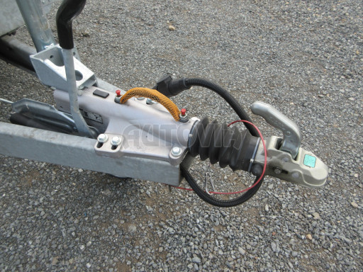 Bazarový třístranný sklápěč VER 3SKS 3,5T 3,05x1,76/0,30 v elektrice č.12