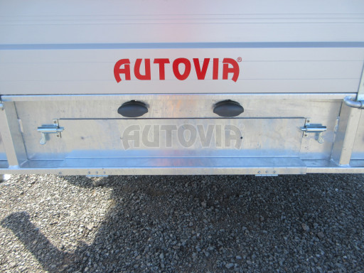 Speciální přívěs s výškově stavitelnou ojí ZV 31/35 2,7T B2 3,50x1,52/0,35, ALU bočnice č.15