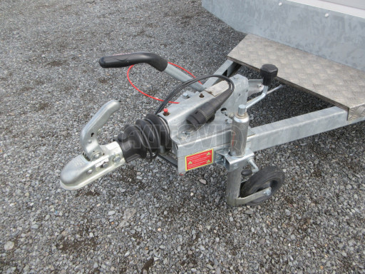 Bazarový skříňový přívěs za auto ZV 31 B1 1,3T 3,01x1,55/1,80 č.10
