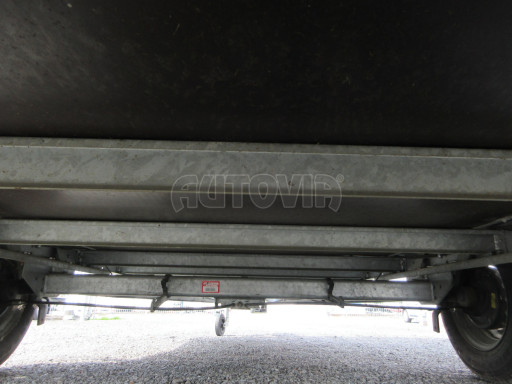 Bazarový skříňový přívěs za auto ZV 31 B1 1,3T 3,01x1,55/1,80 č.20
