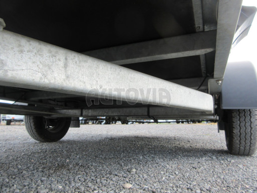 Bazarový skříňový přívěs za auto ZV 31 B1 1,3T 3,01x1,55/1,80 č.21