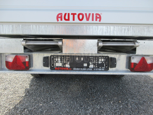 Třístranný sklápěč VER 3SKS 2,7T 3,35x1,76/0,30 v elektrice č.44