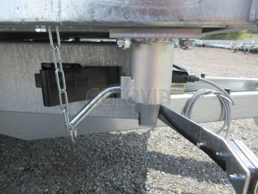 Třístranný sklápěč VER 3SKS 2,7T 3,05x1,76/0,60 nástavba v elektrice č.15