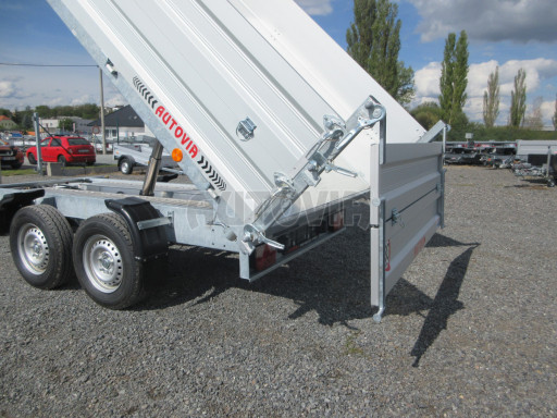 Třístranný sklápěč VER 3SKS 2,7T 3,05x1,76/0,60 nástavba v elektrice č.28