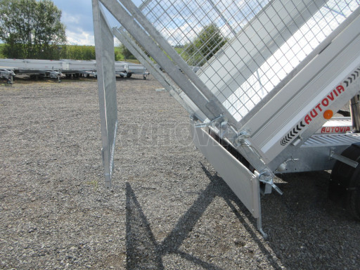 Třístranný sklápěč VER 3SKS 2,7T 3,05x1,76/1,30 GITTER v elektrice č.29