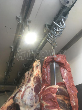 Chladírenský skříňový přívěs CL 2,7T 2,95x1,74/2,05 č.33
