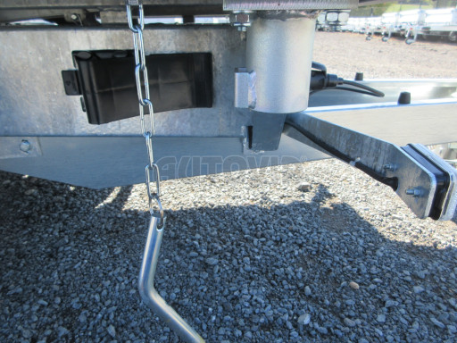 Třístranný sklápěcí přívěs VER 3SKS 2,7T 2,65x1,55/1,30 gitter v elektrice č.16
