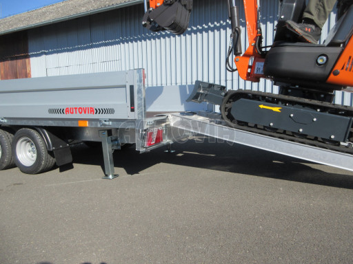Přívěs pro převoz bagrů ZV 33 2,7T B2 3,33x1,70/0,35 10