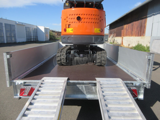 Přívěs pro převoz bagrů ZV 33 2,7T B2 3,33x1,70/0,35 10