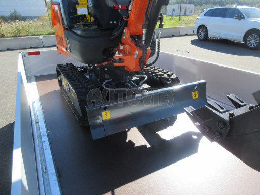Přívěs pro převoz bagrů ZV 33 2,7T B2 3,33x1,70/0,35 10