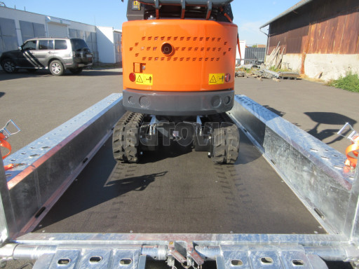 Celosvařený přepravník stavebních strojů FK 2,7T 2,98x1,54/0,25 KOMBI nájezdy č.36