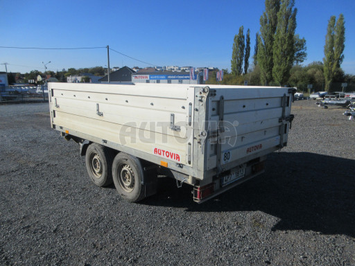 Bazarový třístranný sklápěč s nástavbou bočnic ATS 3SKS 2,5T 3,32x1,70/0,70 ECO ruč. č.4