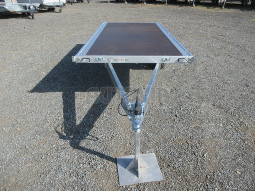 Nebrzděné plato ZV 32/22 750kg N1 3,00x1,50 zesílená náprava č.8