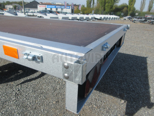 Nebrzděné plato ZV 32/22 750kg N1 3,00x1,50 zesílená náprava č.11
