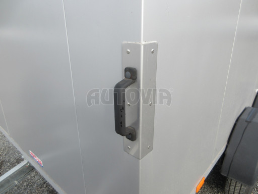 Bazarový skříňový přívěs VAS 2,7T 3,01x1,48/1,93 PUR PANEL č.10
