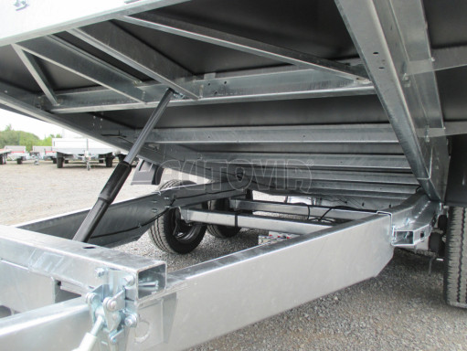 AD 2,7T 4,17x2,09 hydraulicky sklopné plato s rampou