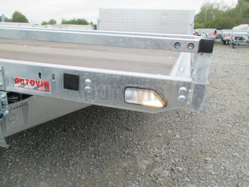 AD 2,7T 4,17x2,09 hydraulicky sklopné plato s rampou