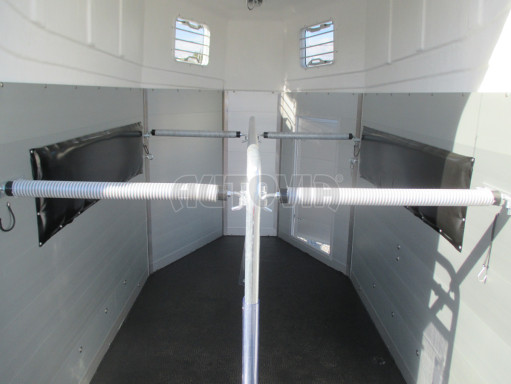 Přepravník na koně Lodestar AL SILVER 2,6T č.24