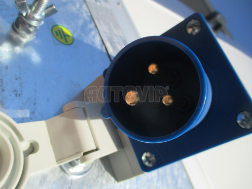 Skříňový přívěs VA 2,7T 4,09x2,07/1,93 PUR č.10