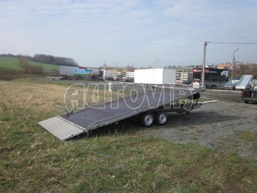 Přívěsný vozík na převoz aut AD 3,5T plato s rampou č.5