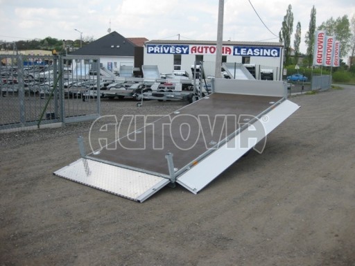 Hydraulicky sklopný přívěs valník s nájezdným čelem AD 2,7T 4,17x1,89/0,35 POČ