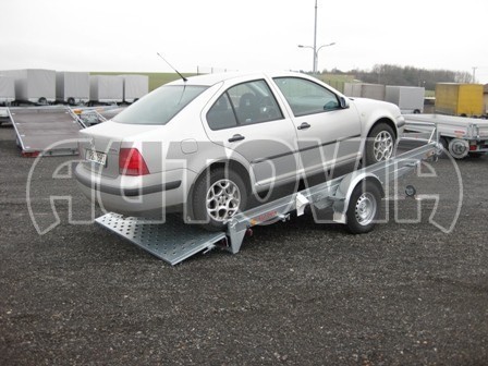 Sklopný přívěs pro přepravu mechanizace, automobilů PZ 1,5T SK 3,65x1,85* č.6