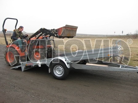 Sklopný přívěs pro přepravu mechanizace, automobilů PZ 1,5T SK 3,65x1,85* č.1