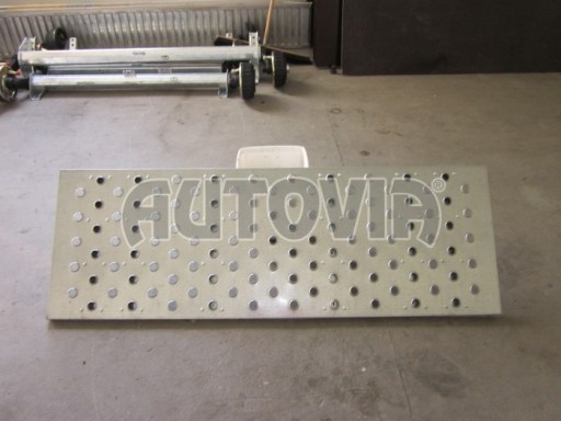 Náhradní díl k přívěsnému vozíku - zadní nájezdné čelo (rampa) č.2