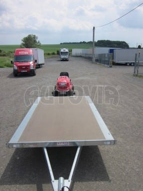 Jednonápravový nebrzděný přívěs ZV 32N1** č.30