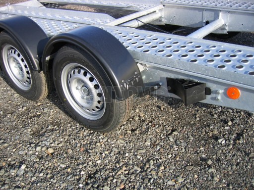 Dvouosý brzděný přívěs k přepravě automobilů PA 2,0 č.6