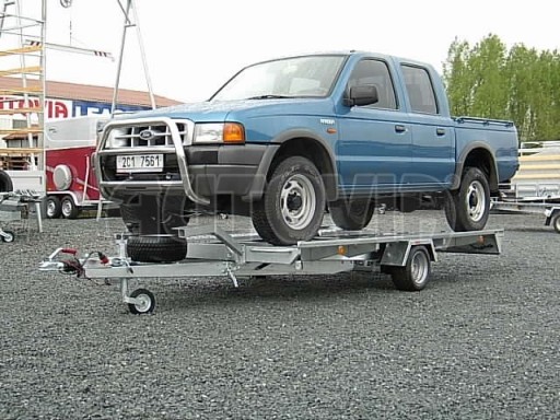 Jednonápravový brzděný přívěs KAR 08A č.12