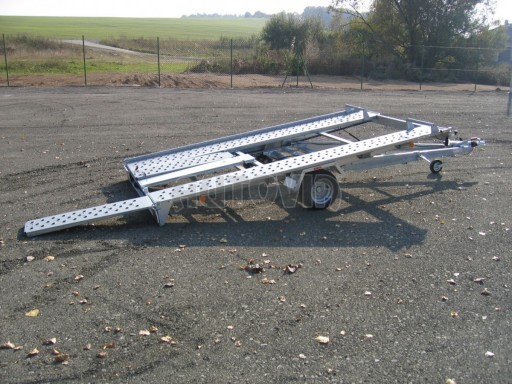 Jednonápravový brzděný přívěs KAR 08A č.22