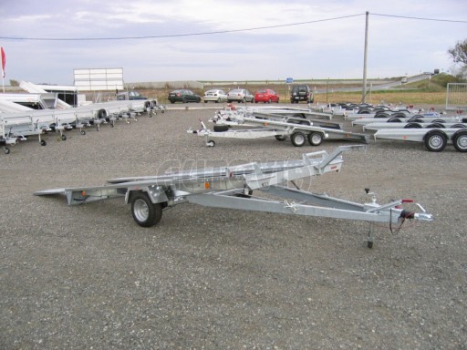 Jednonápravový brzděný přívěs KAR 08A č.33