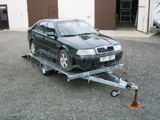 Jednonápravový brzděný přívěs KAR 08A č.39