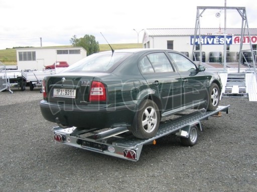 Jednonápravový brzděný přívěs KAR 08A č.40