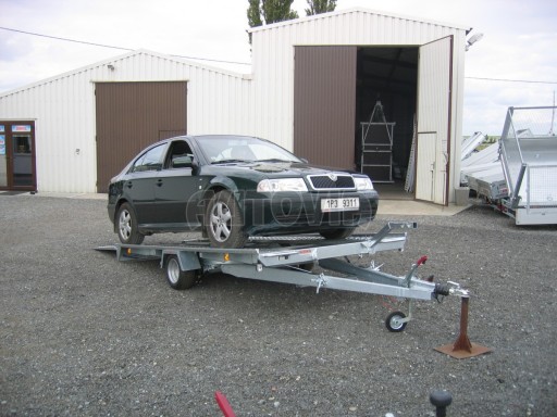 Jednonápravový brzděný přívěs KAR 08A č.46