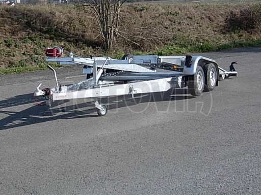 Dvouosý brzděný přívěs k přepravě automobilů PT 2,5T** č.8