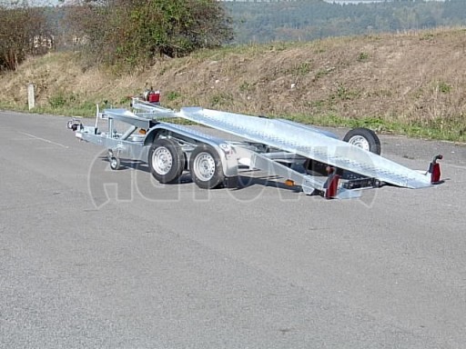 Dvouosý brzděný přívěs k přepravě automobilů PT 2,5T** č.10
