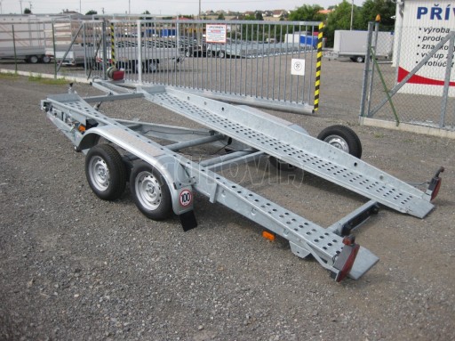 Dvouosý brzděný přívěs k přepravě automobilů PT 2,5T** č.24